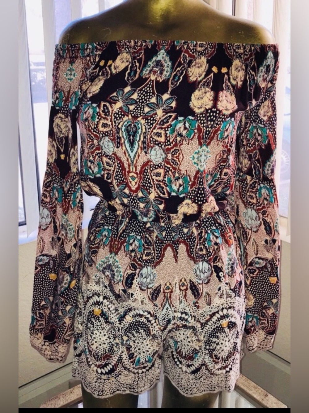 NWOT Turquoise EYELET LACE Bell Sleeve Resort Shorts ROMPER Playsuit Medium